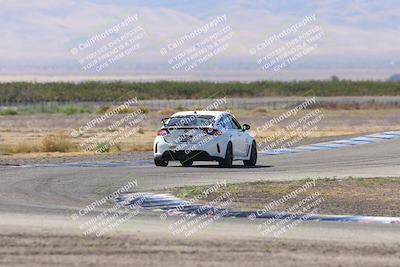 media/Oct-04-2025-OnGrid (Sat) [[44bd565ffa]]/Green Group/Grapevine/